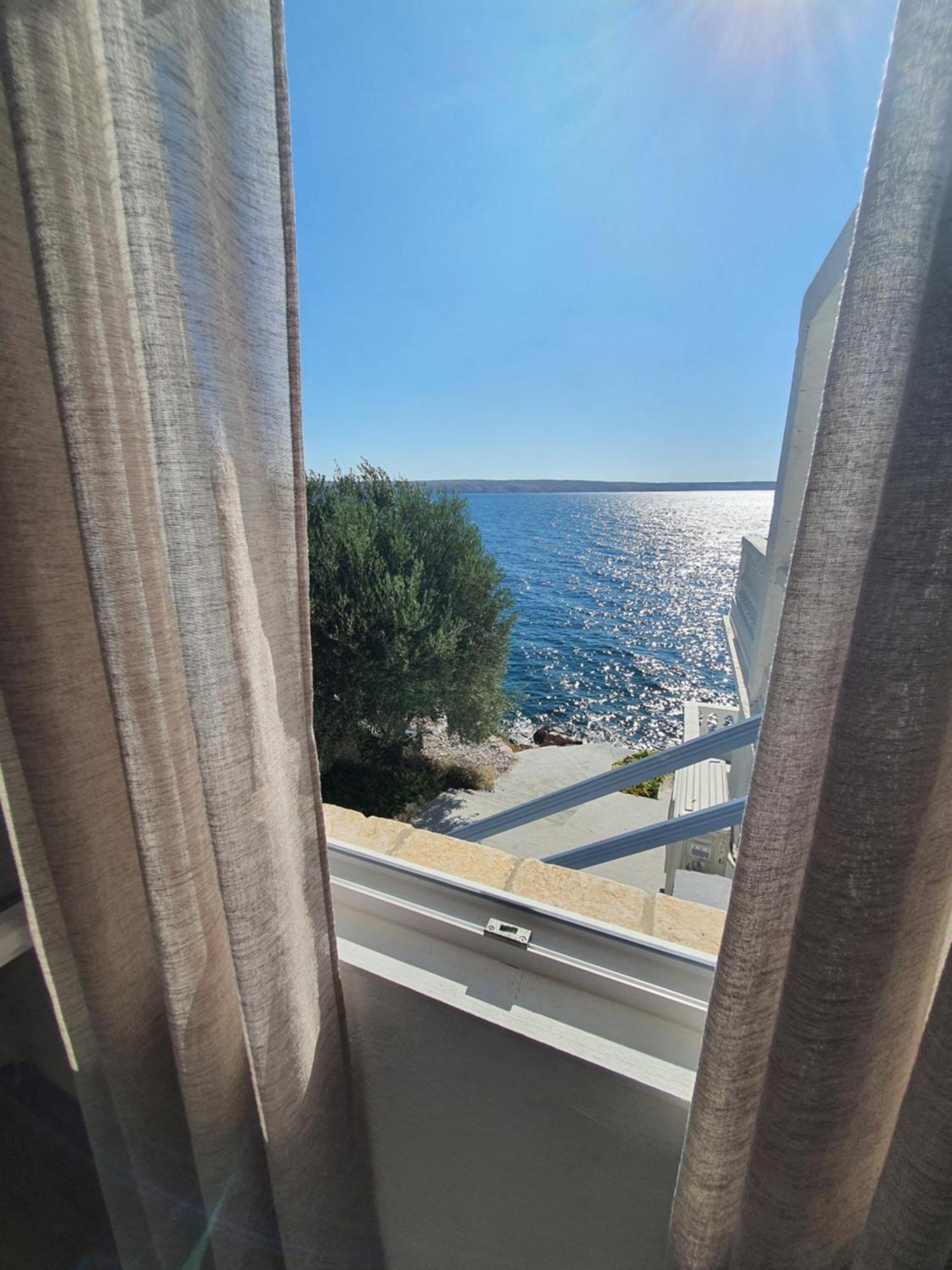 Kuca Za Odmor Seahouse Apartment Karlobag Exterior photo
